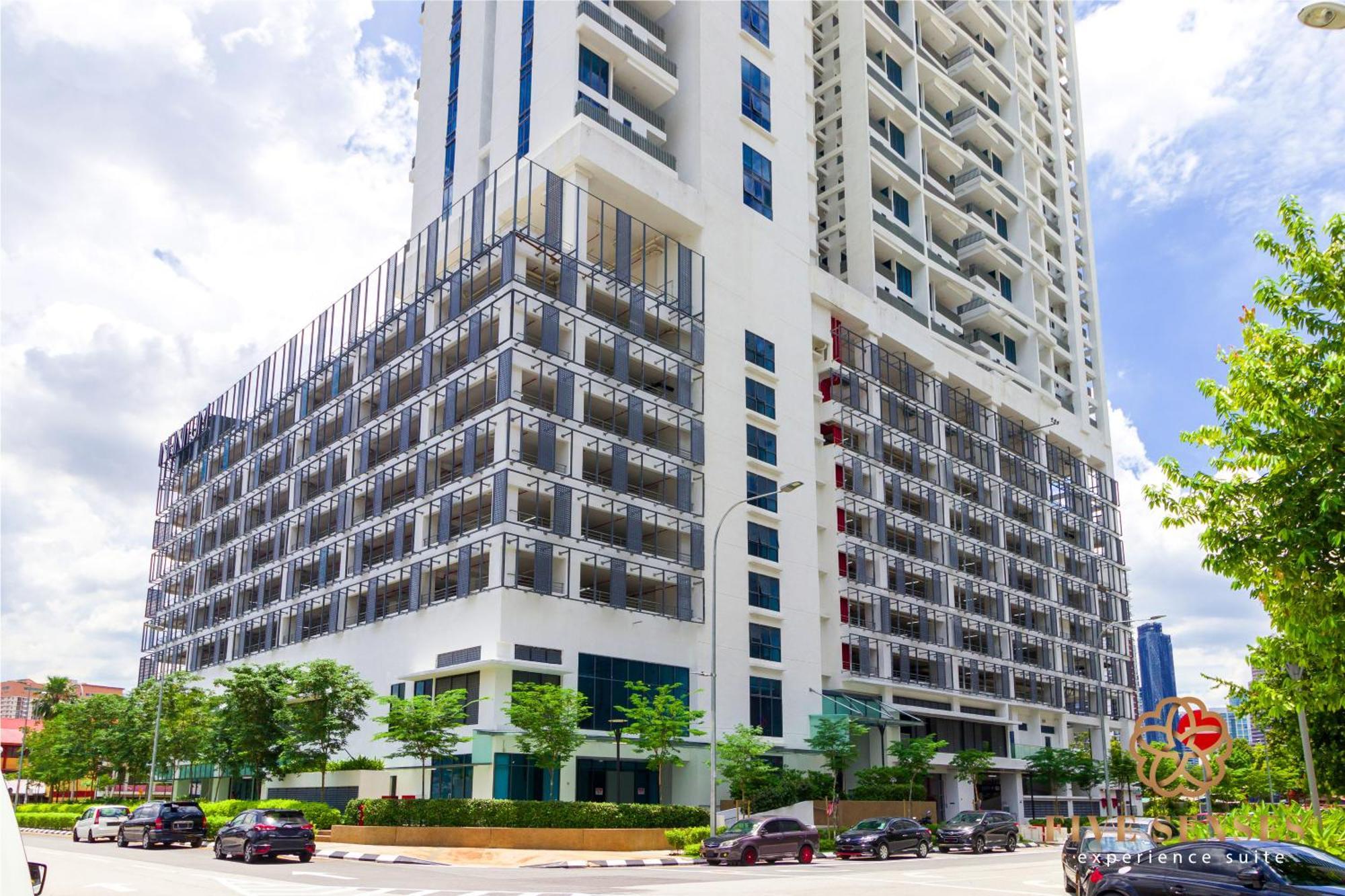 The Colony & The Luxe Signature Suites, Klcc กัวลาลัมเปอร์ ภายนอก รูปภาพ